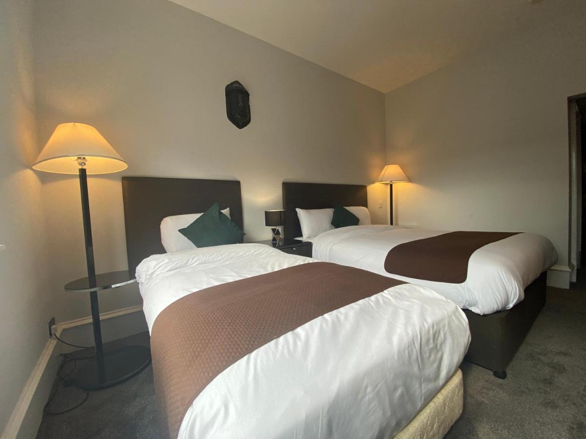 No6 West Coates Hotel เอดินบะระ ภายนอก รูปภาพ