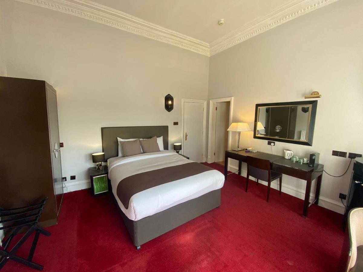 No6 West Coates Hotel เอดินบะระ ภายนอก รูปภาพ